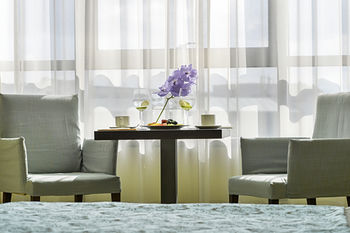 Room Service - Dining